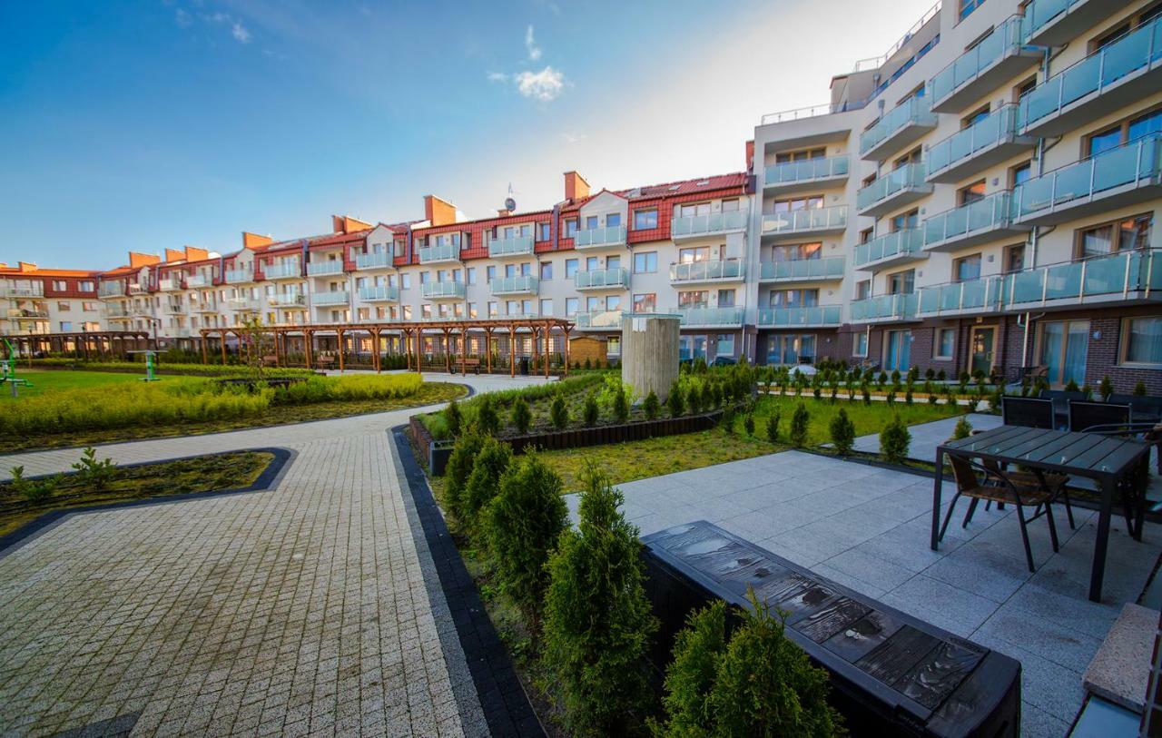 Wyspa Uznam - Roza Wiatrow Swinoujscie Exterior photo